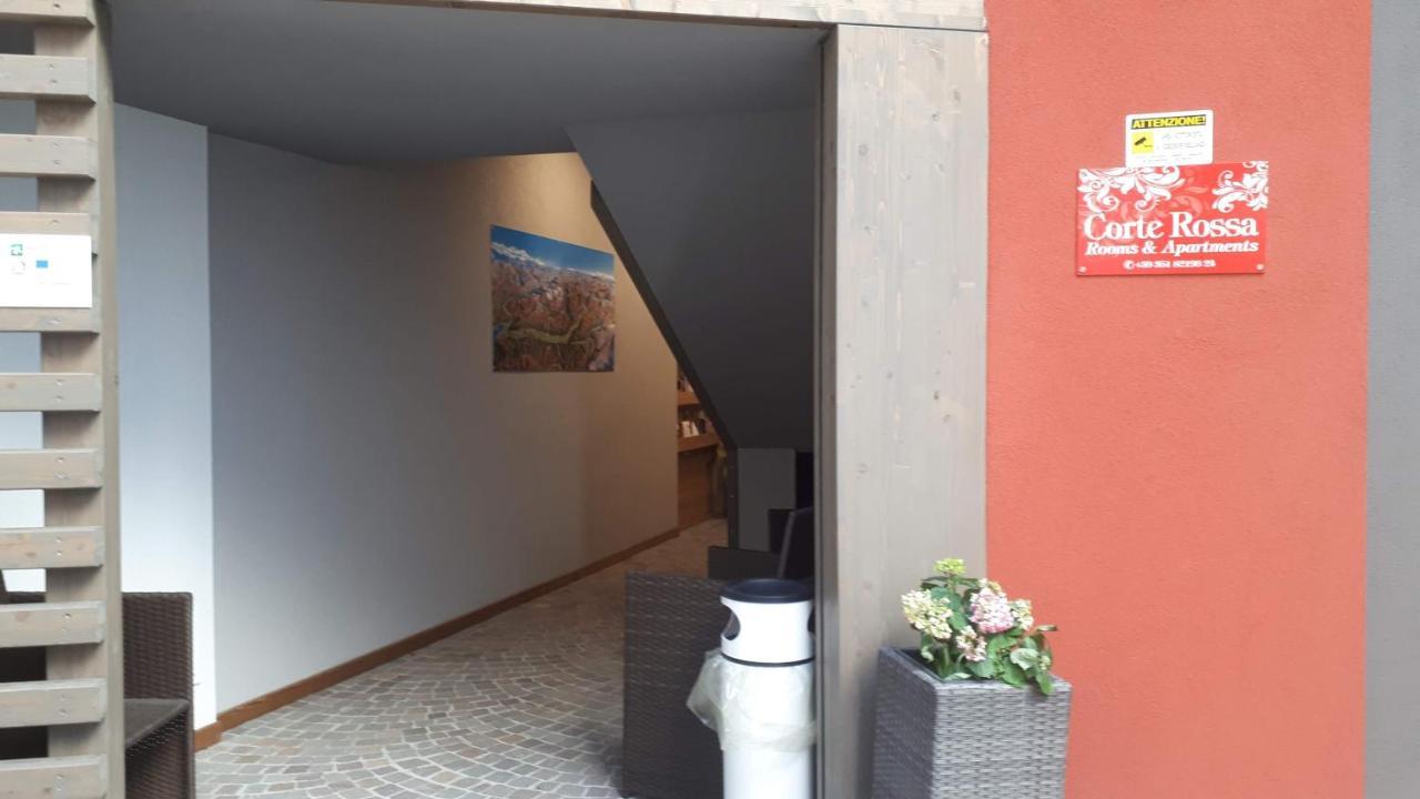 Hotel Bed & Rooms , Corte Rossa -1 Min Walk To Bernina Express Tirano Kültér fotó